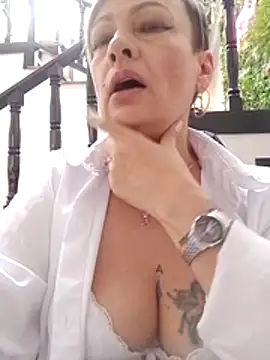 marianaaguii élő XXX-chatje