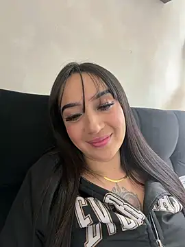 EmmyEvans1: онлайн-секс-чат