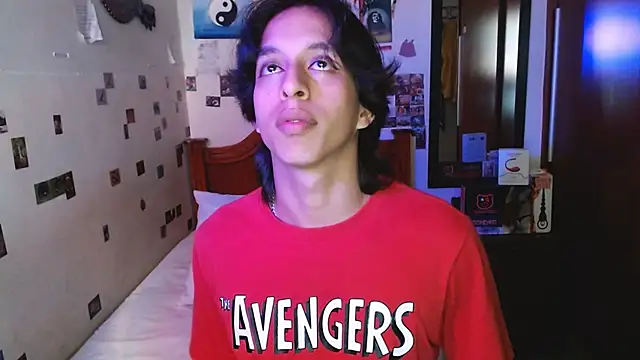 DannyPhantom555's Live XXX Chat