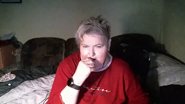 Lana555 লাইভ XXX চ্যাট