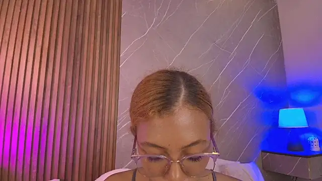 Chat +18 de biancaa_18 ao vivo