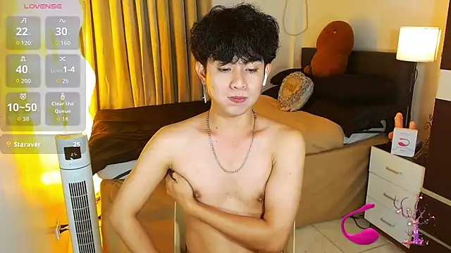 WildestTwink live XXX chat