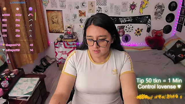 Cherry_blush_'s Live XXX Chat