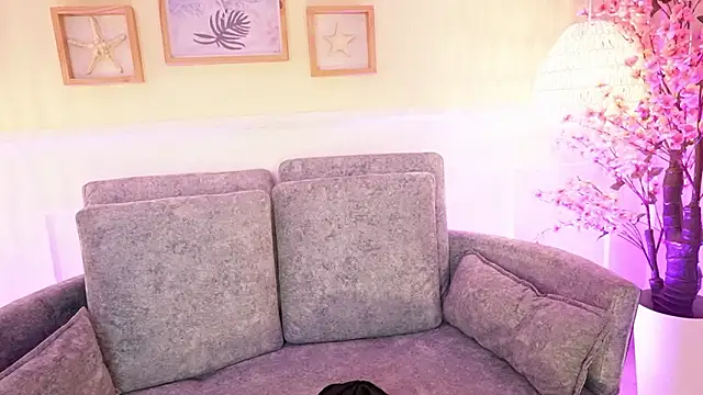 MeganLowell Adlı Modelin Canlı XXX Sohbeti