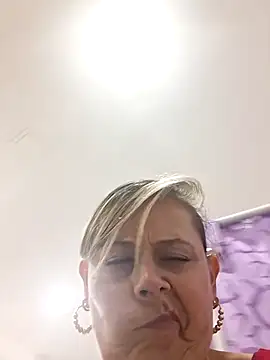 Cinthya--n Live XXX chat