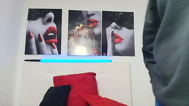 XXX chat uživo modela LinaBrowm