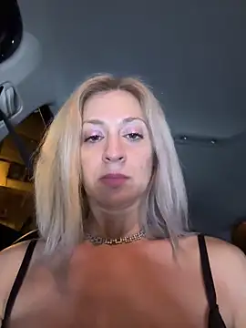 Czat XXX na żywo – HOTLadyluna