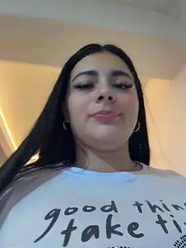 Natasha__Blue élő XXX-chatje