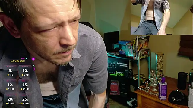 Show de MasterForgedRayy na webcam