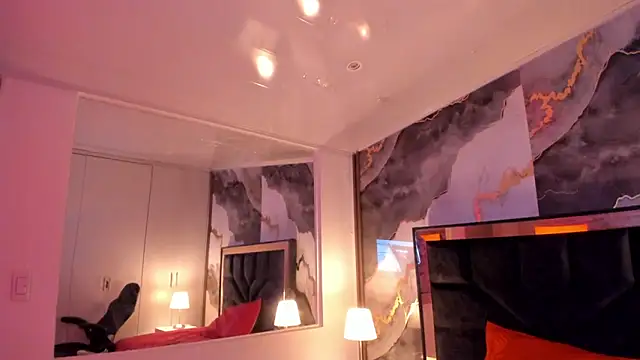 SusanVilla's Live XXX Chat