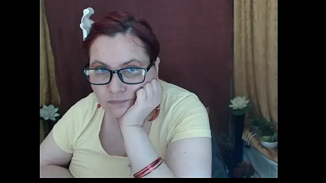 PlayfullMature Live XXX-Chat