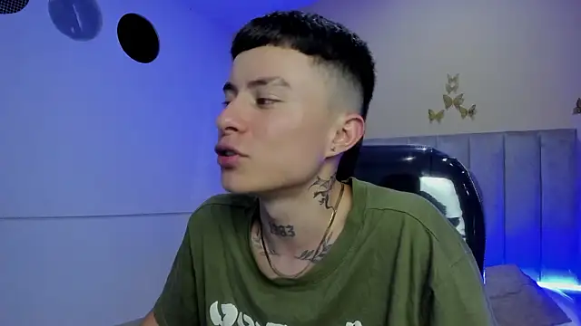 แชท XXX สดของ Nascary_Fox