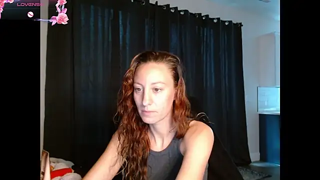 Živý XXX chat AnnenayLaurent