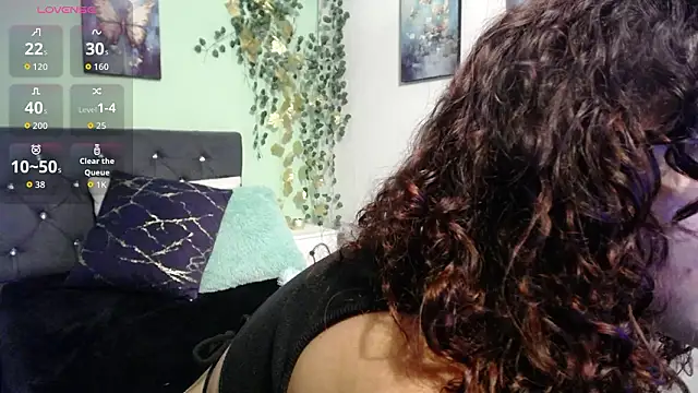 AbrilVega_29: онлайн-секс-чат