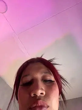 XXX chat uživo modela Cherry_Charlottee