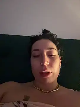 KimArts élő XXX-chatje