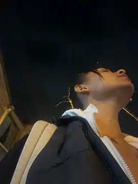 J_loren 即時 XXX 聊天