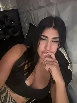 rosalia-04 – Naživo XXX chat