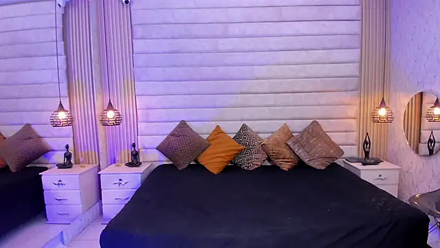 VictoriaaBlair 现场XXX聊天