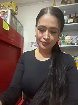 Sara_fun Adlı Modelin Canlı XXX Sohbeti