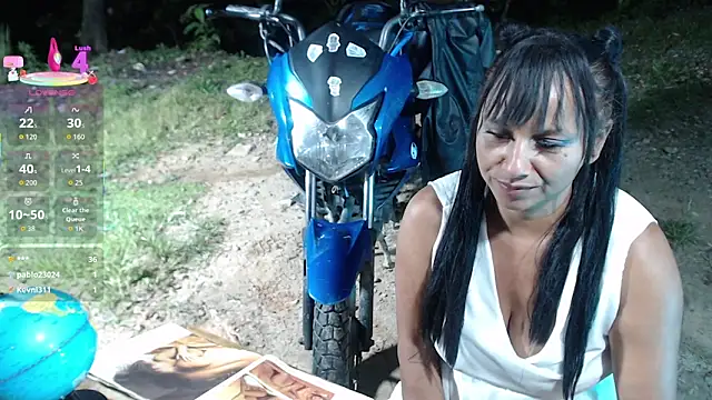 esmeralda_li's Webcam Show