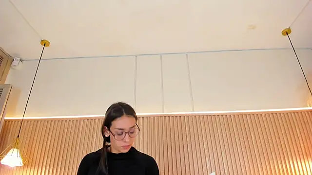 Chat +18 de NahimiThompson ao vivo