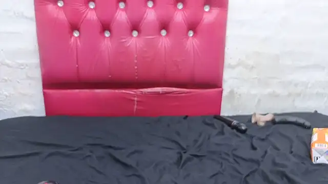 Sexyempress89 网络视讯表演