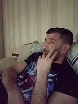 Alexdaniel89 即時 XXX 聊天