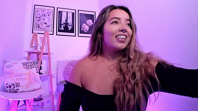 sofihill01's Webcam Show