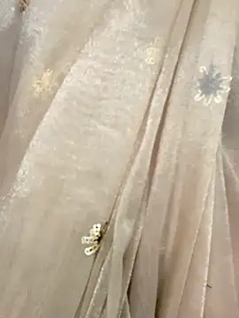 escape_with_me's Live XXX Chat