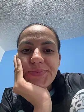 Sembang XXX Secara Langsung karolainvalentina