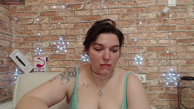 Amelia_Kiss_ 即時 XXX 聊天