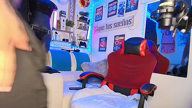 Leenar_Key Adlı Modelin Canlı XXX Sohbeti