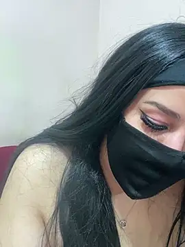 mari_layali 即時 XXX 聊天