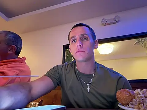 PeytonJohnnn Webbikameraesitys