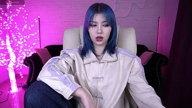 SelenaIris Chat XXX in diretta