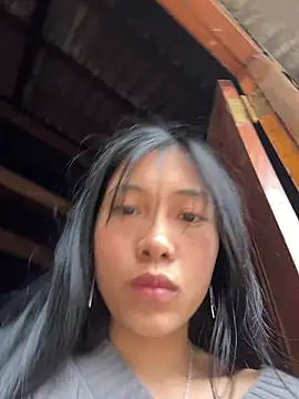 LyLyX09's Live XXX Chat