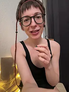 XXX chat uživo modela Antifistin