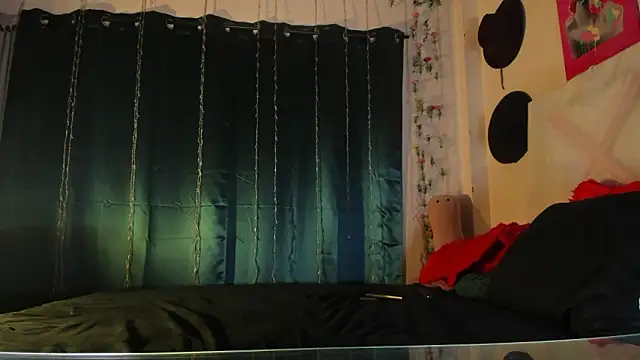 ArchieCollins Chat XXX live