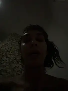 Nikatsu 即時 XXX 聊天