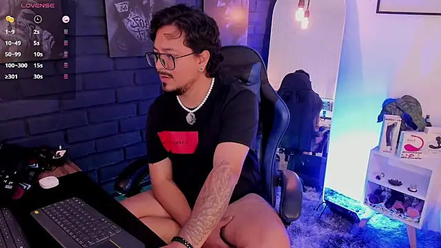 DaviidEvans_'s Live XXX Chat