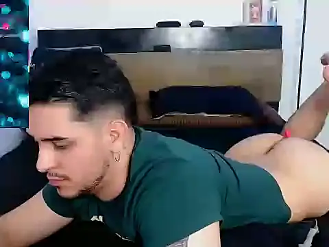 Chat XXX Live colin_lewis1