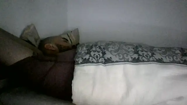 Chat +18 de ariellek ao vivo