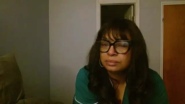 MSweetLindaParks: онлайн-секс-чат