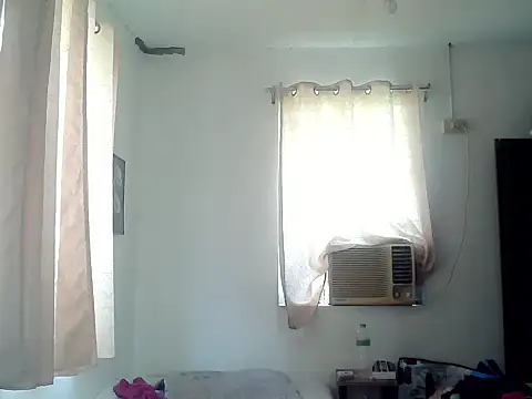 bigcockkyla Pertunjukan Webcam