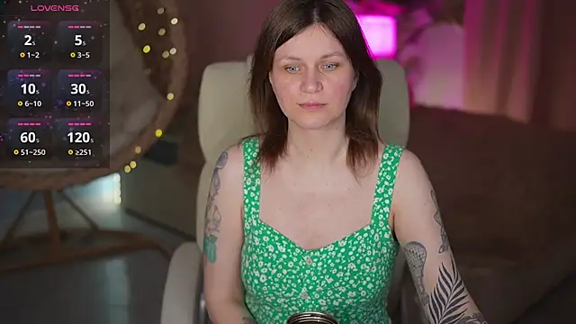 TinaMelt: онлайн-секс-чат