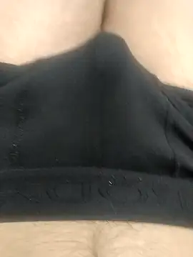 Chat +18 de Rocky-badboy_cum4me ao vivo