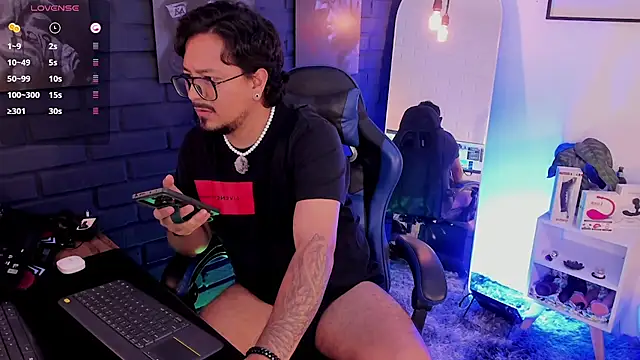 DaviidEvans_ webkamerás műsora