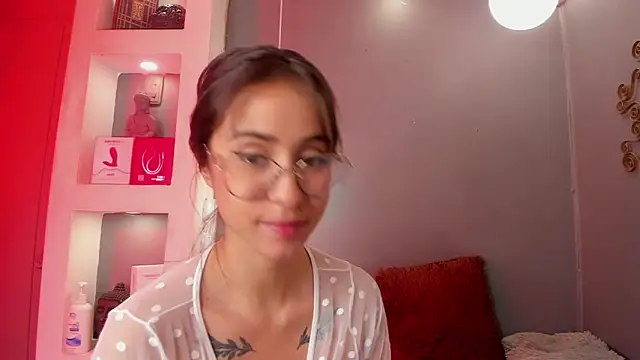 Alana_Martinez_ 即時 XXX 聊天