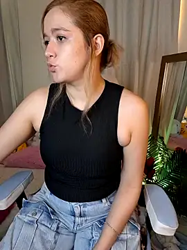 แชท XXX สดของ NaomiShimizu